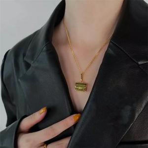 Dây chuyền túi xách celine siêu cấp Like Auth Nữ chạm khắc hai mặt sang trọng tinh tế 