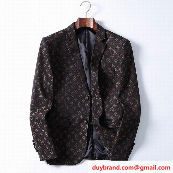LOUISVUITTON1.jpg