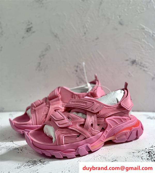 BALENCIAGA7.jpg