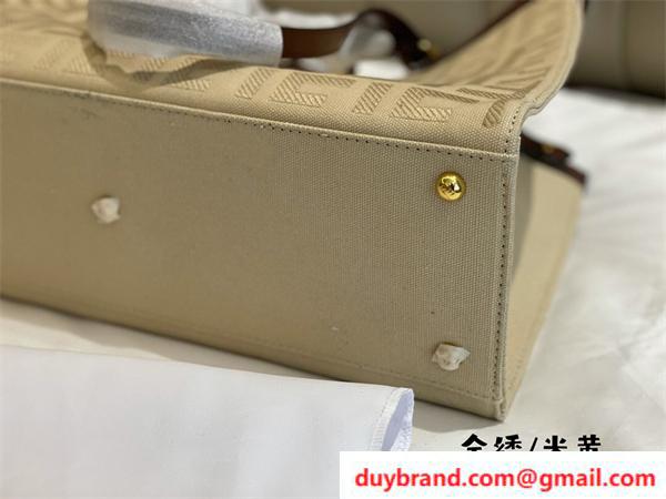 FENDI5.jpg