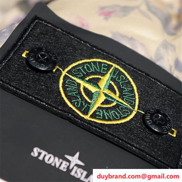 STONE ISLAND ストーンアイランド コピー ダウンジャケット