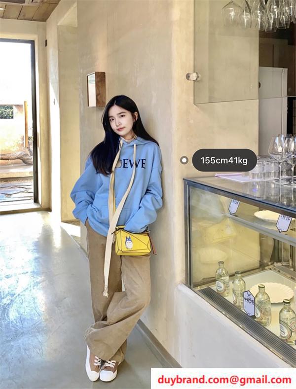 Loewe ロエベ パーカー スウェット 2021人気  偽物