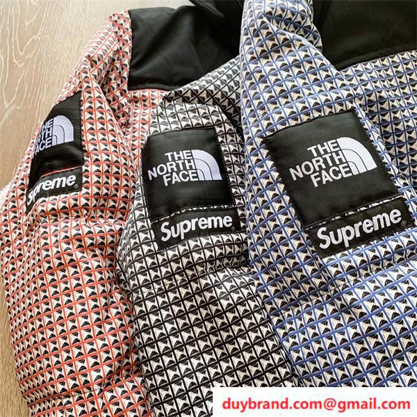SUPREME ダウンジャケット 偽物