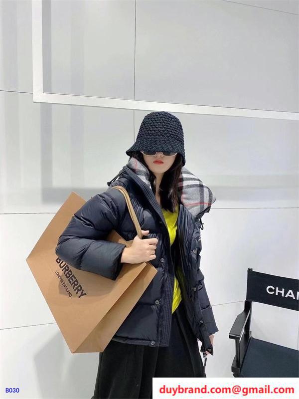 バーバリー偽物 ダウンジャケット