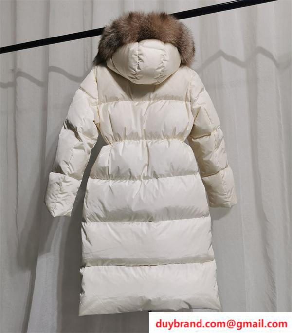 MONCLER 偽物 女性用ダウンジャケット