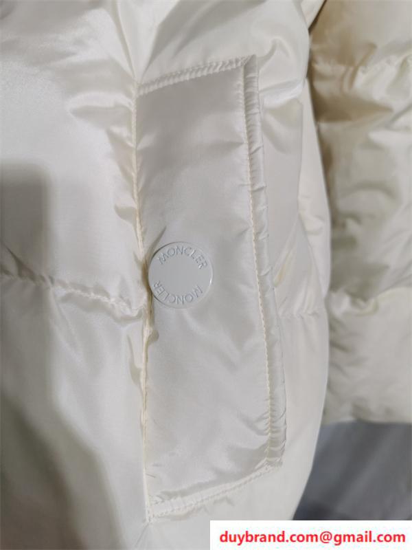 MONCLER 偽物 女性用ダウンジャケット