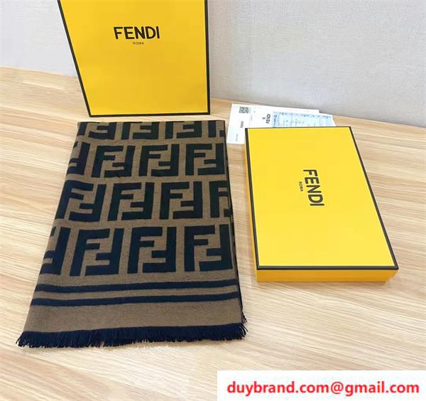 Fendiコピーマフラー