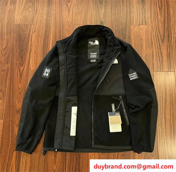 The North Face ジャケット 偽物