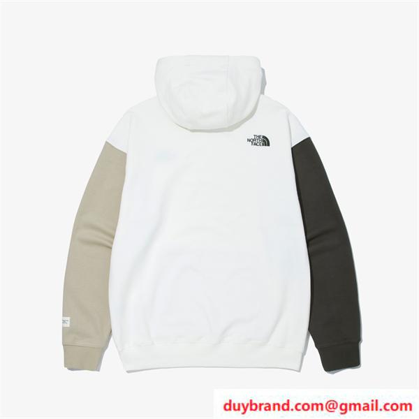 THE NORTH FACE パーカー偽物