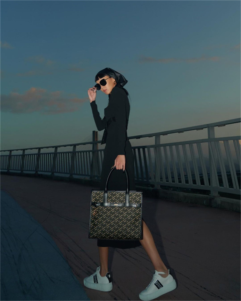 versace-kiwileehan.jpg
