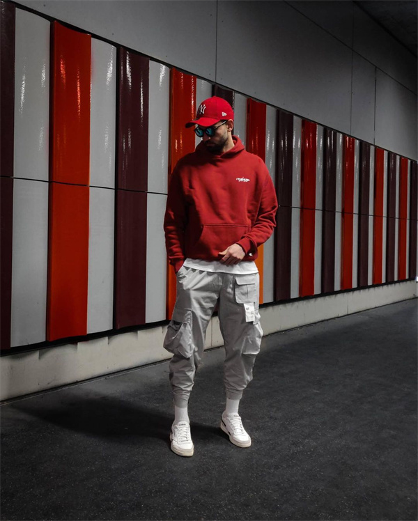 @andi.ladstaetter-hoodie-elleman.jpg