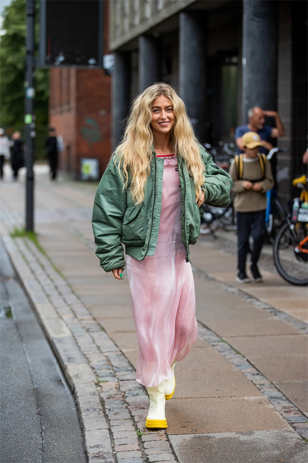 GettyImages-ao-bomber.jpg
